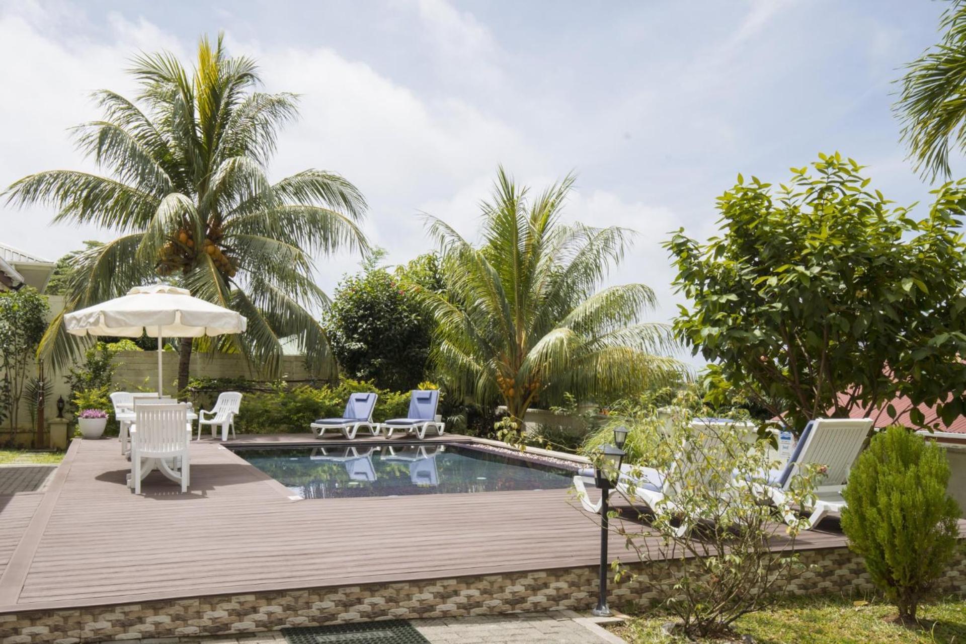Emma'S Guest House And Self-Catering Au Cap Exterior photo
